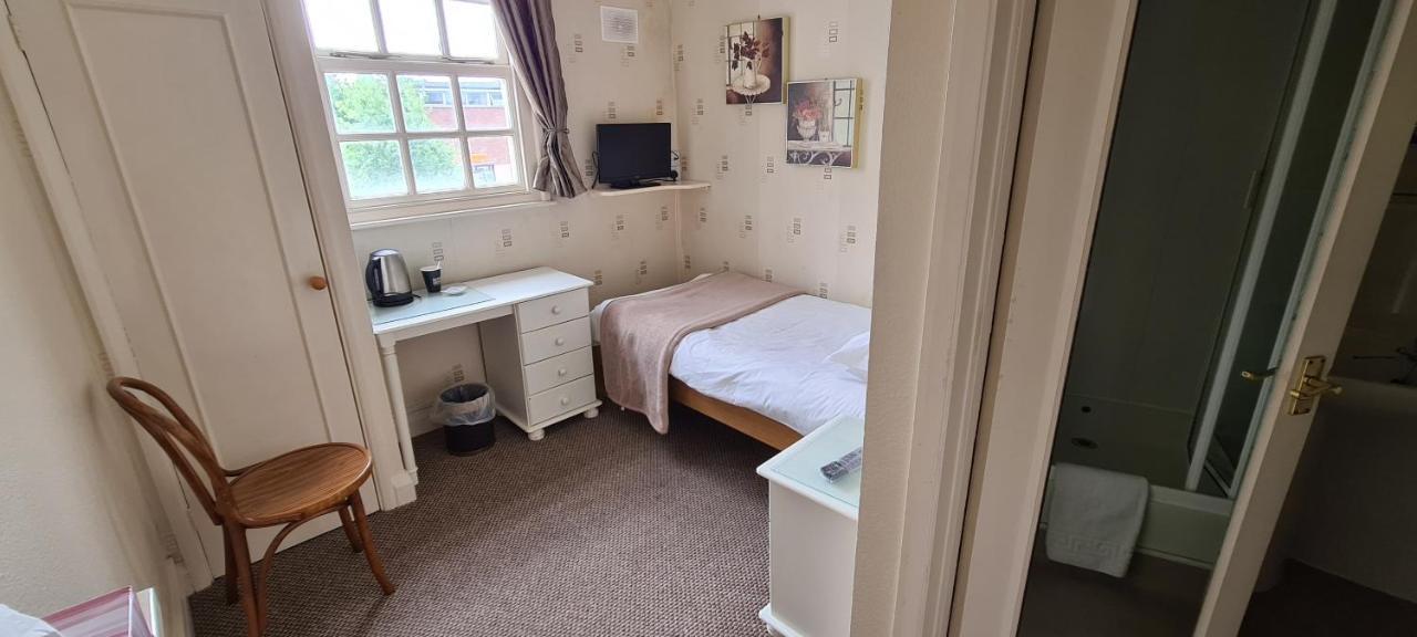 The Merton Hotel Hereford Bagian luar foto