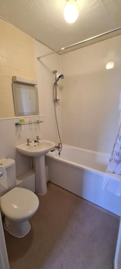 The Merton Hotel Hereford Bagian luar foto